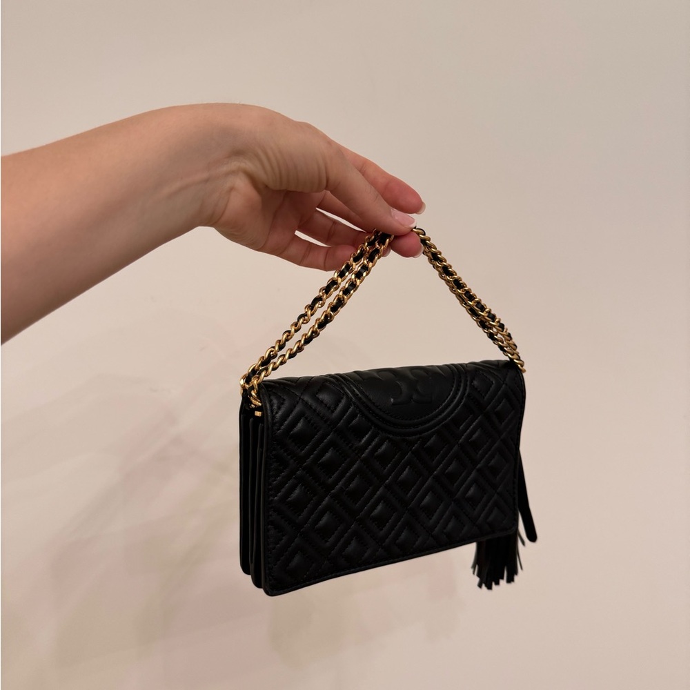 Tory Burch Fleming Wallet Black Quilted Chain Crossbody Bag - Picture 9 of 16